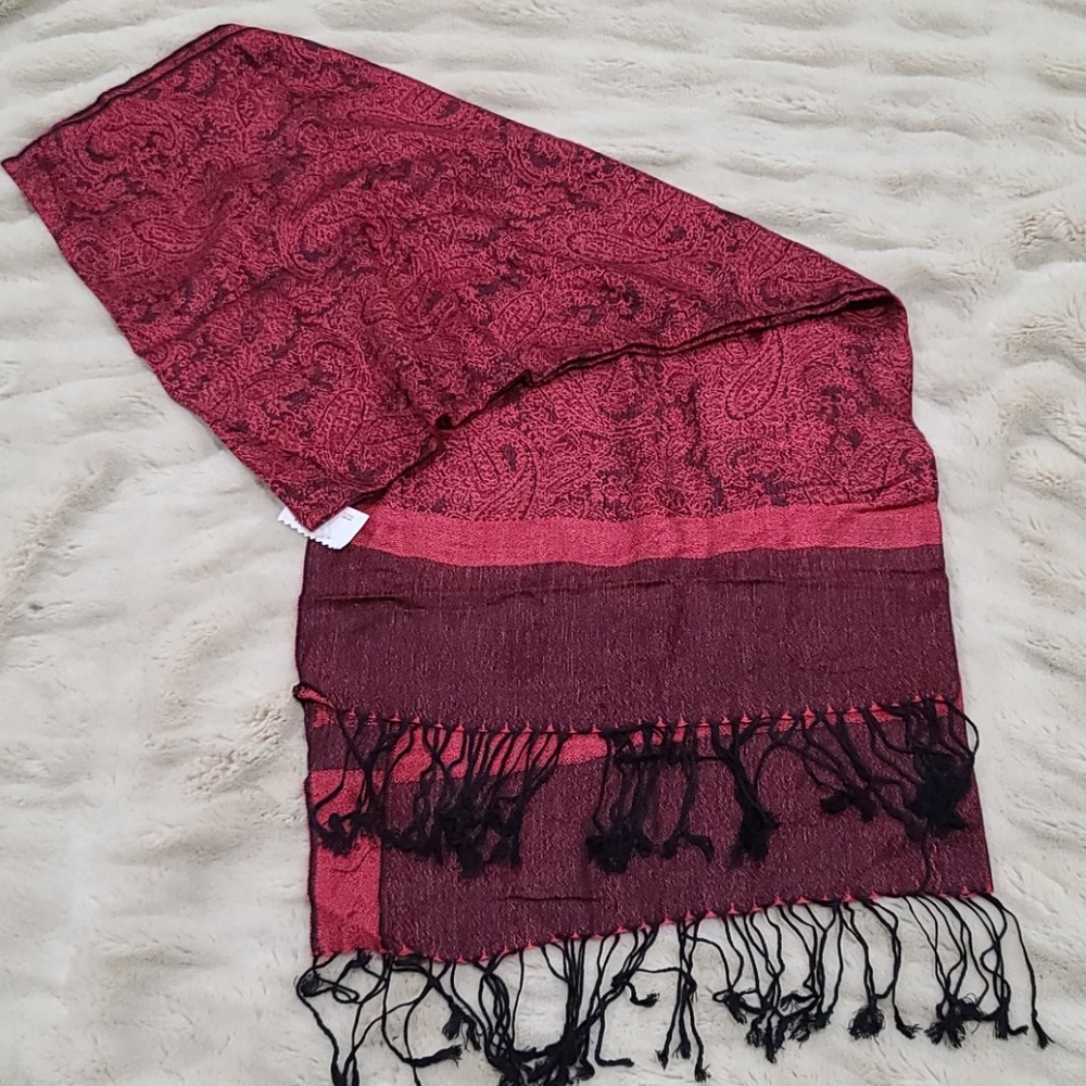 NWT Red and Black Paisley Scarf